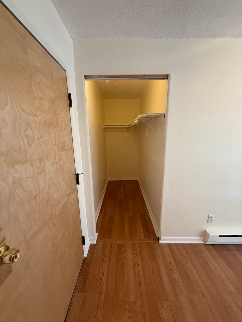 New Bedford Apartment: 2064 Phillips Road