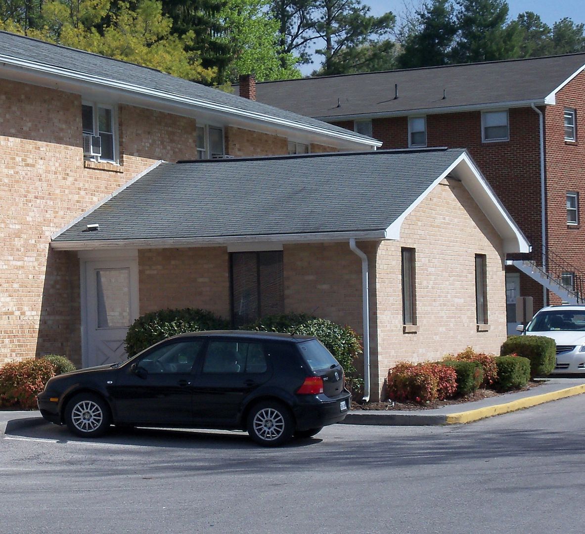 Blacksburg Apartment: 300-317 Apt. Heights Dr.