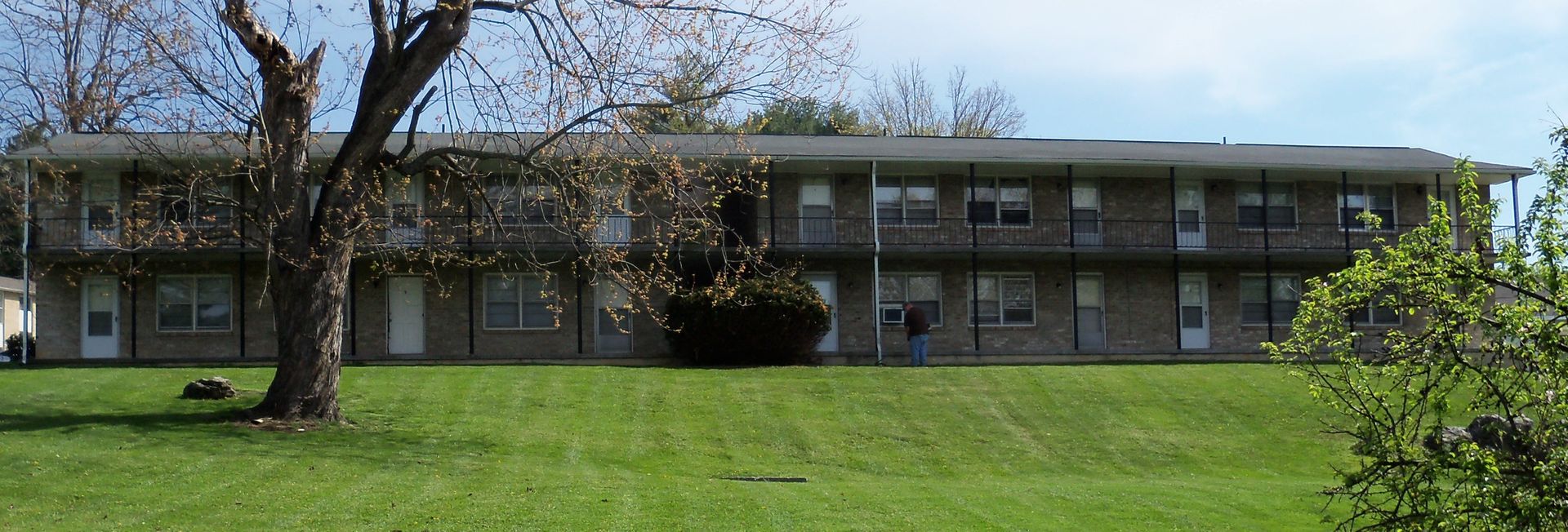 Blacksburg Apartment: 300-317 Apt. Heights Dr.