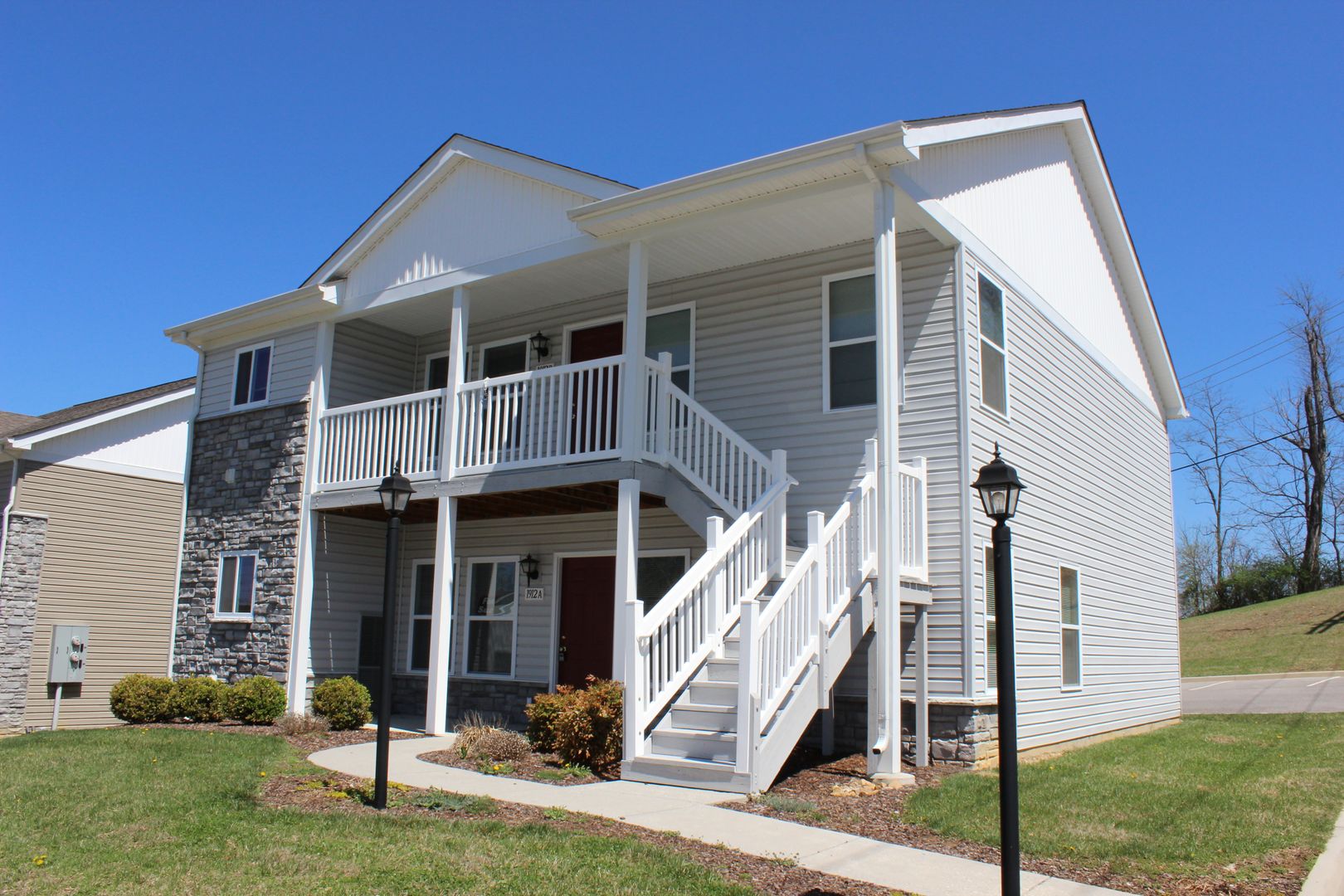 Blacksburg Apartment: 1915-A Tabor Village Dr.