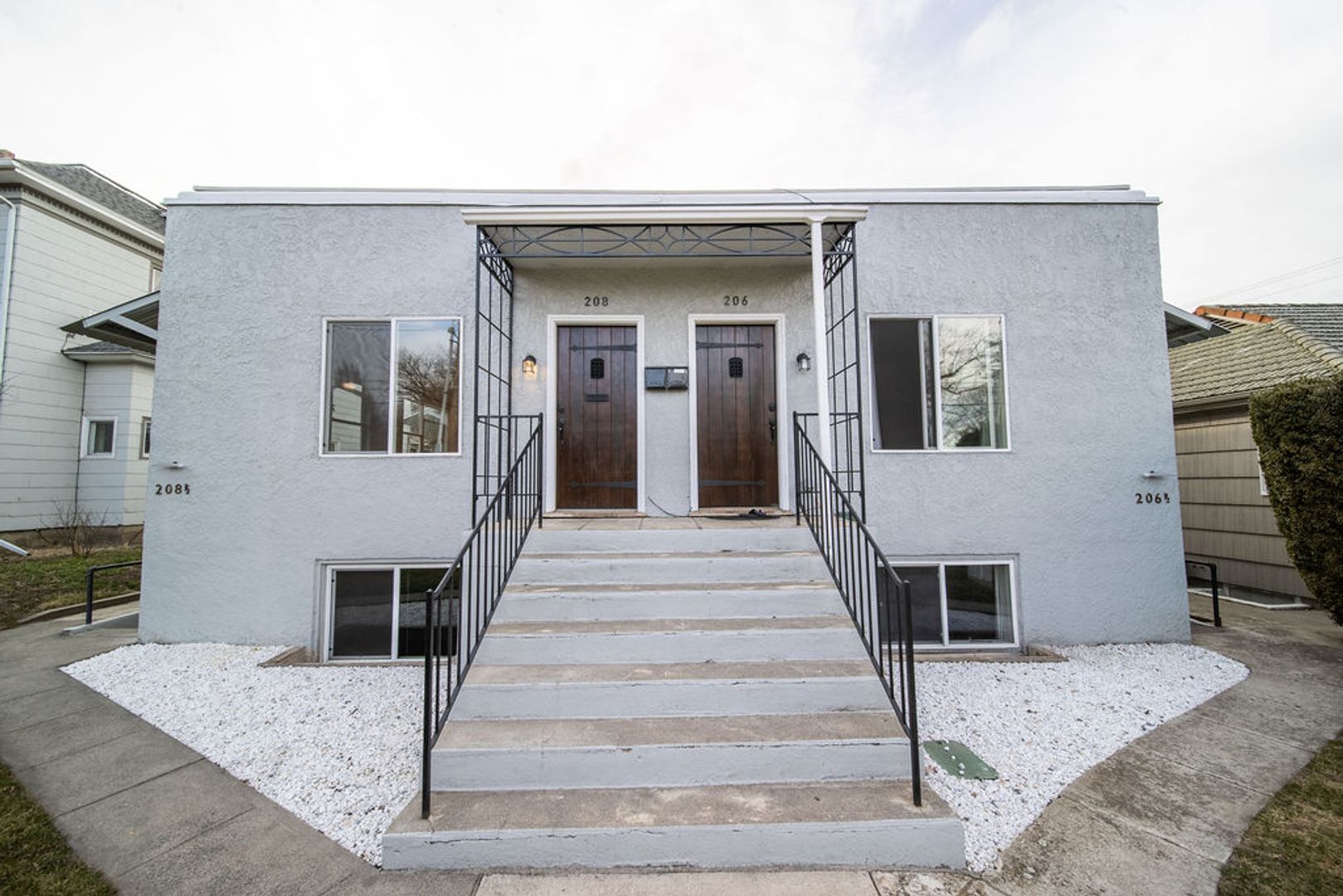 Lewiston Apartment: 208 5th St