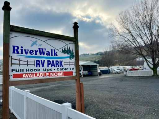 Riverwalk RV Park Spc 16