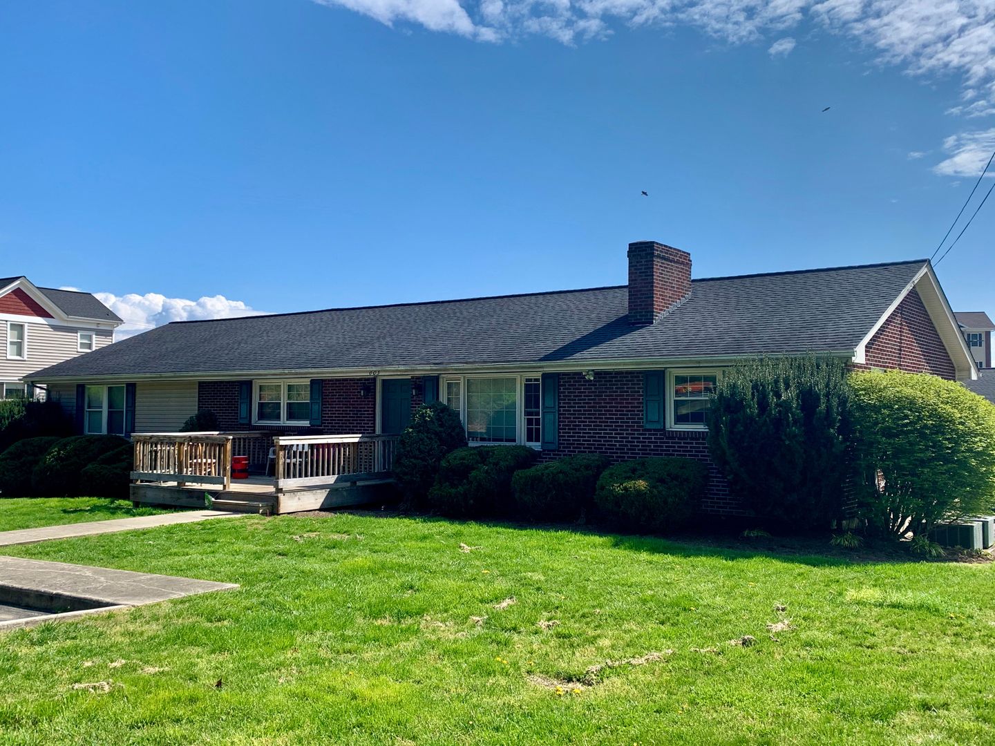 Radford Apartment: 605 Third Ave