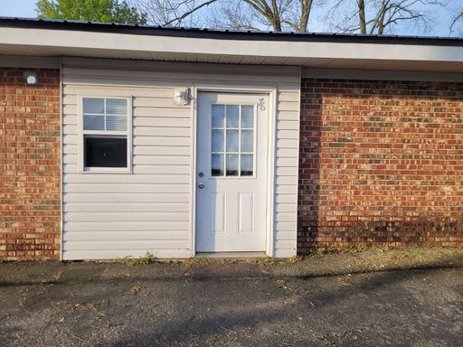 Now Leasing -Madison Co-Danielsville, GA- 1 Bedroom 1 Bathroom Apartment in Danielsville, GA-Very Convenient to all of Danielsville's shopping and amenities within walking distance!
