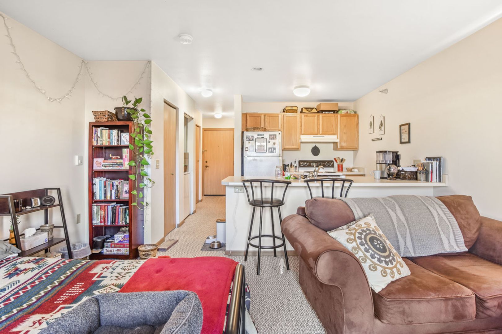 Madison Apartment: 110 S Second St