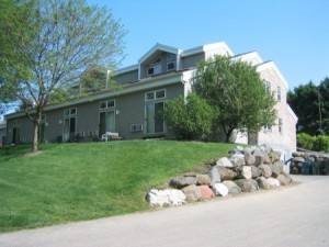 Madison Apartment: 1481 Carver St Apt #210