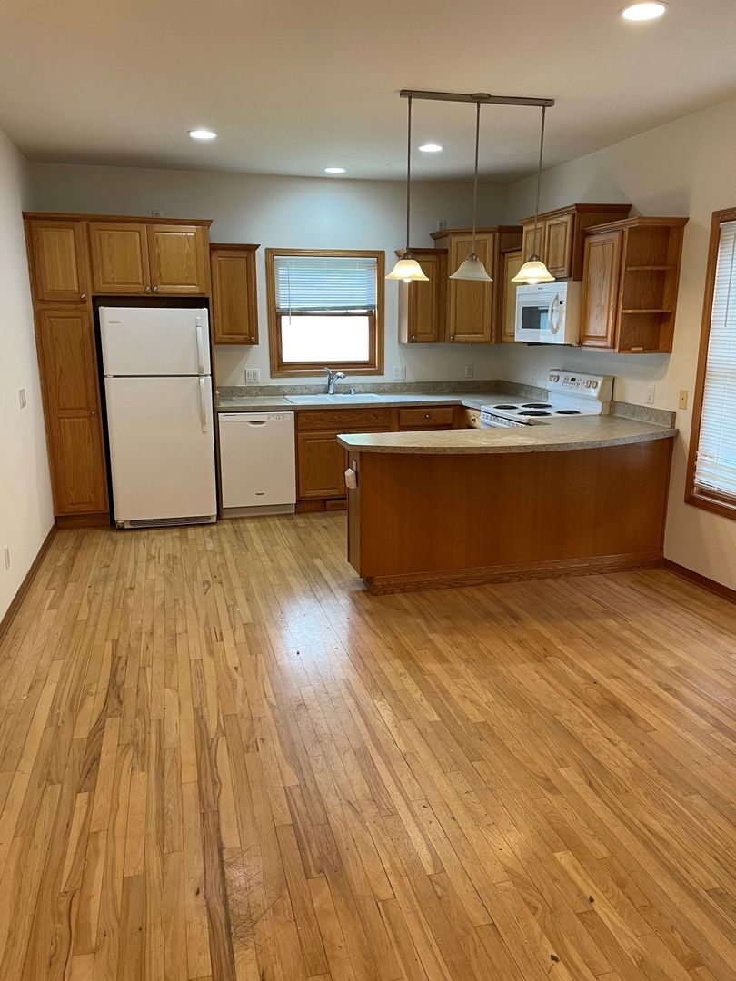 Madison Apartment: 1710 Packers Avenue