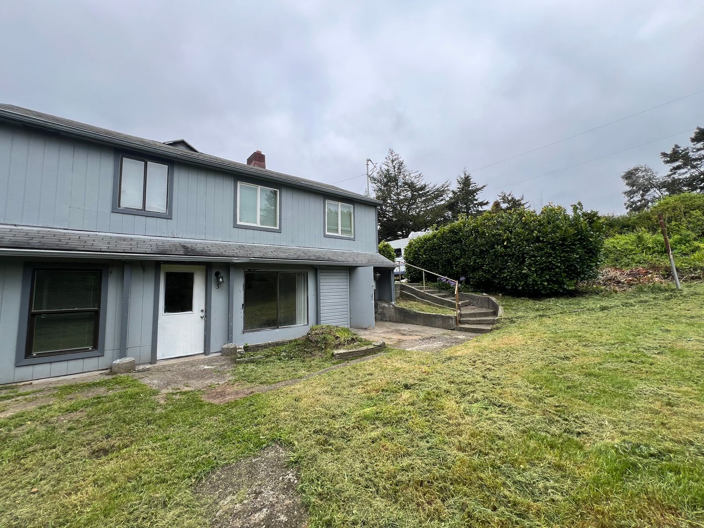 Coos Bay Apartment: 289 N Wall Street