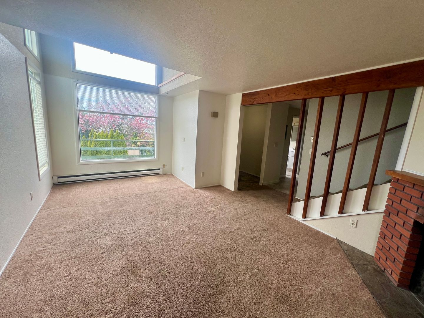 North Bend Apartment: 2090-2102 Meade Avenue