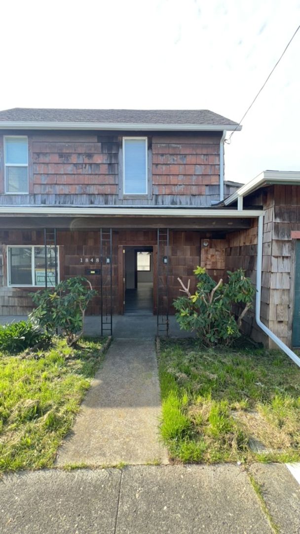 North Bend House: 1848 Meade Avenue