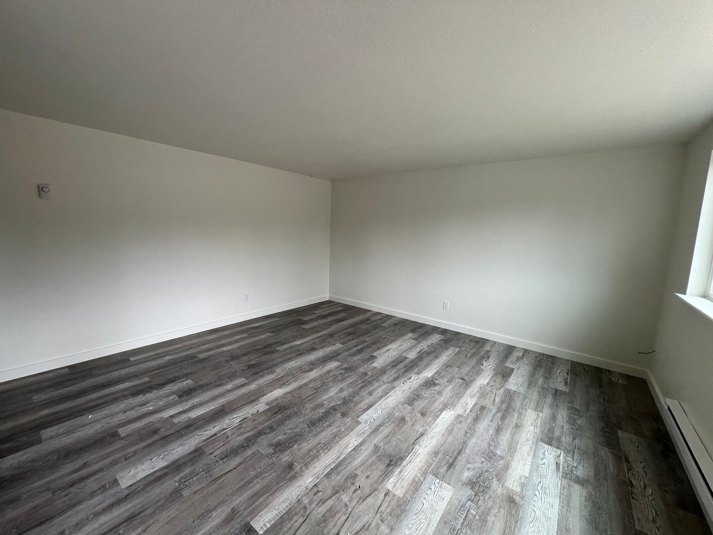 Coos Bay Apartment: 324 Ackerman Avenue