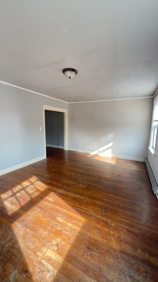 Coos Bay Apartment: 109 S 9th Street