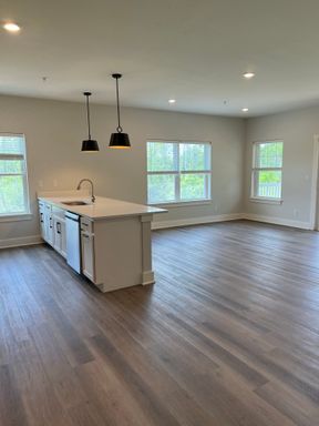 3 Bedroom 2 Bathroom Flat
