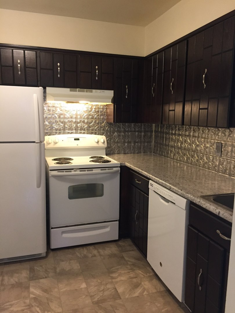 Albany Apartment: 199 South Allen Street