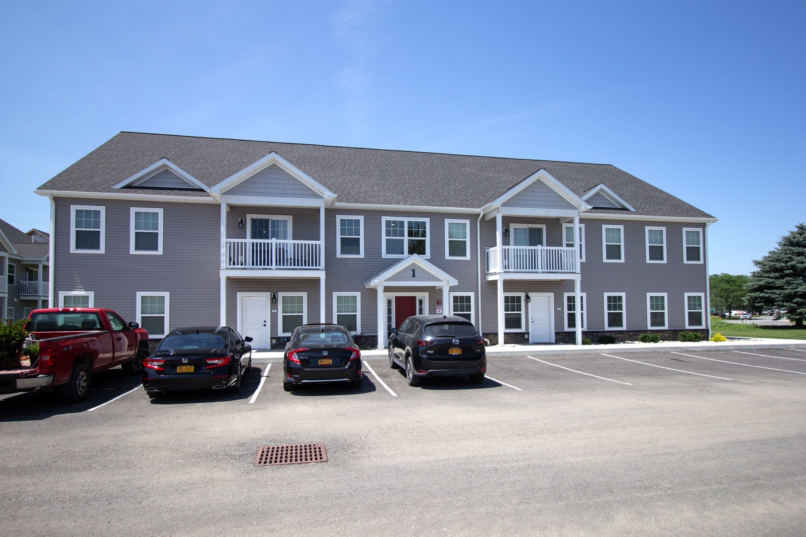 Glen Esk Apartments 7 of 12