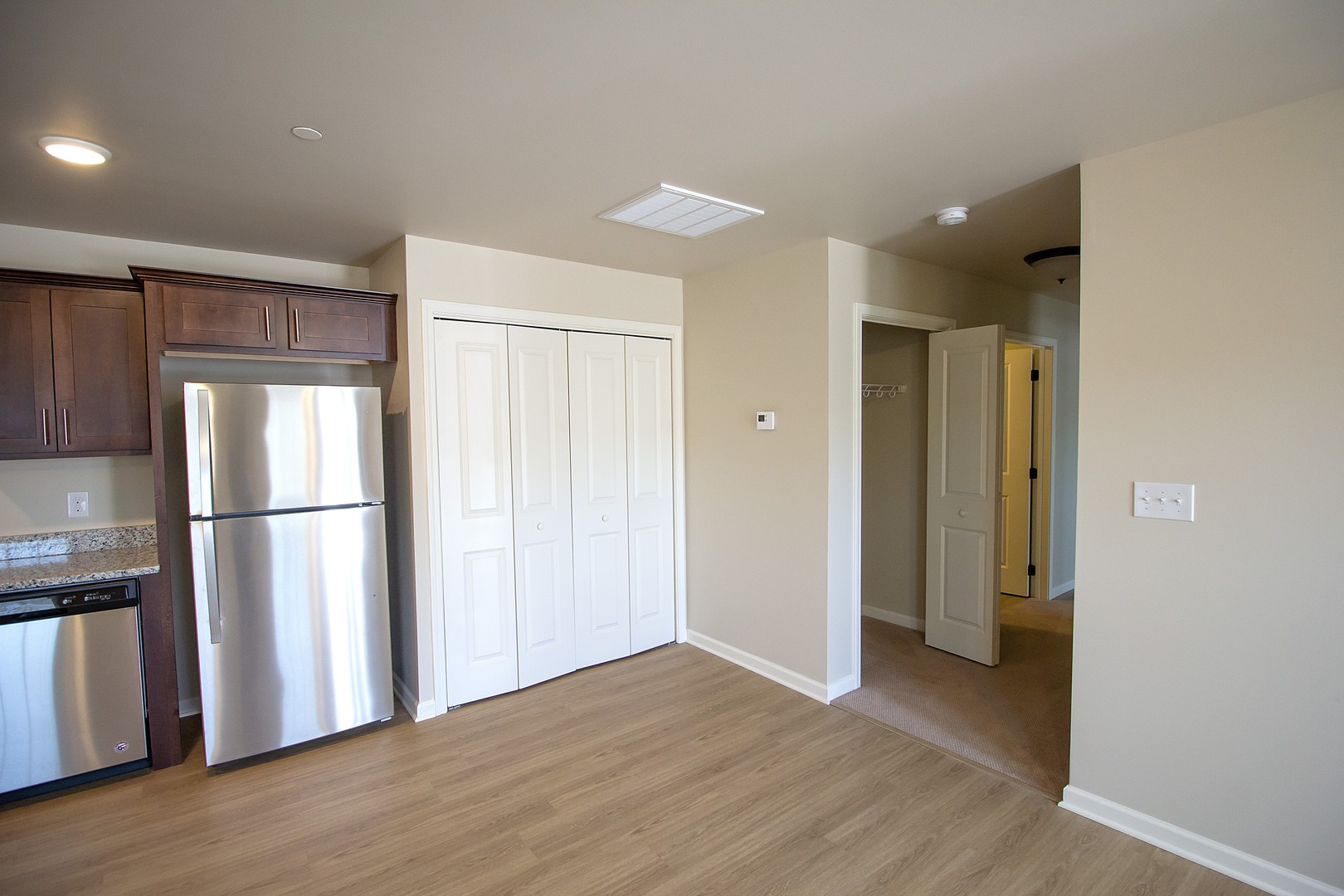 Glen Esk Apartments 5 of 8