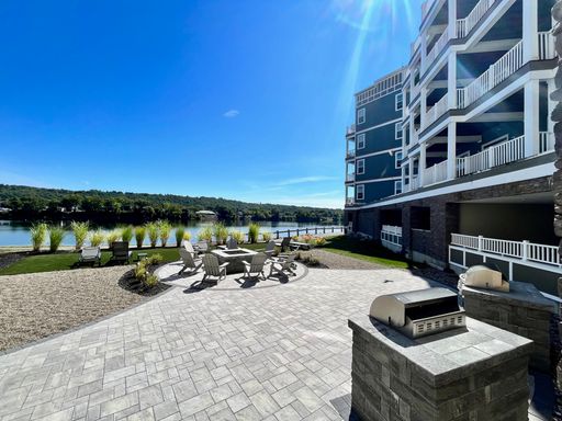 2 BR/ 2BA Luxury Apartment – photo 1