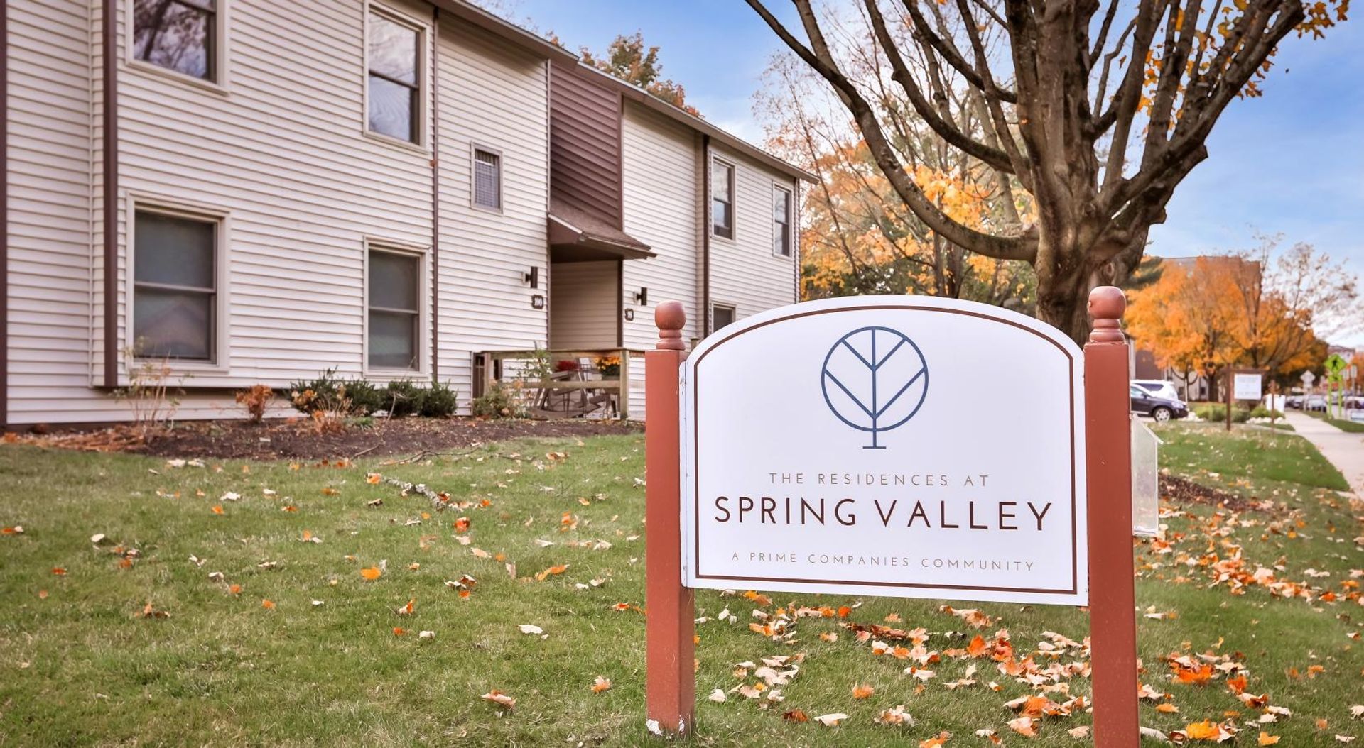 Sarartoga Springs Apartment: 108 High Rock Ave