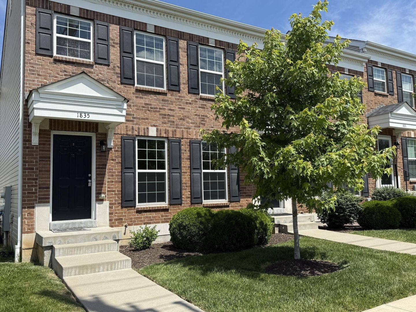 St. Louis Townhome: 1835 Basston Dr