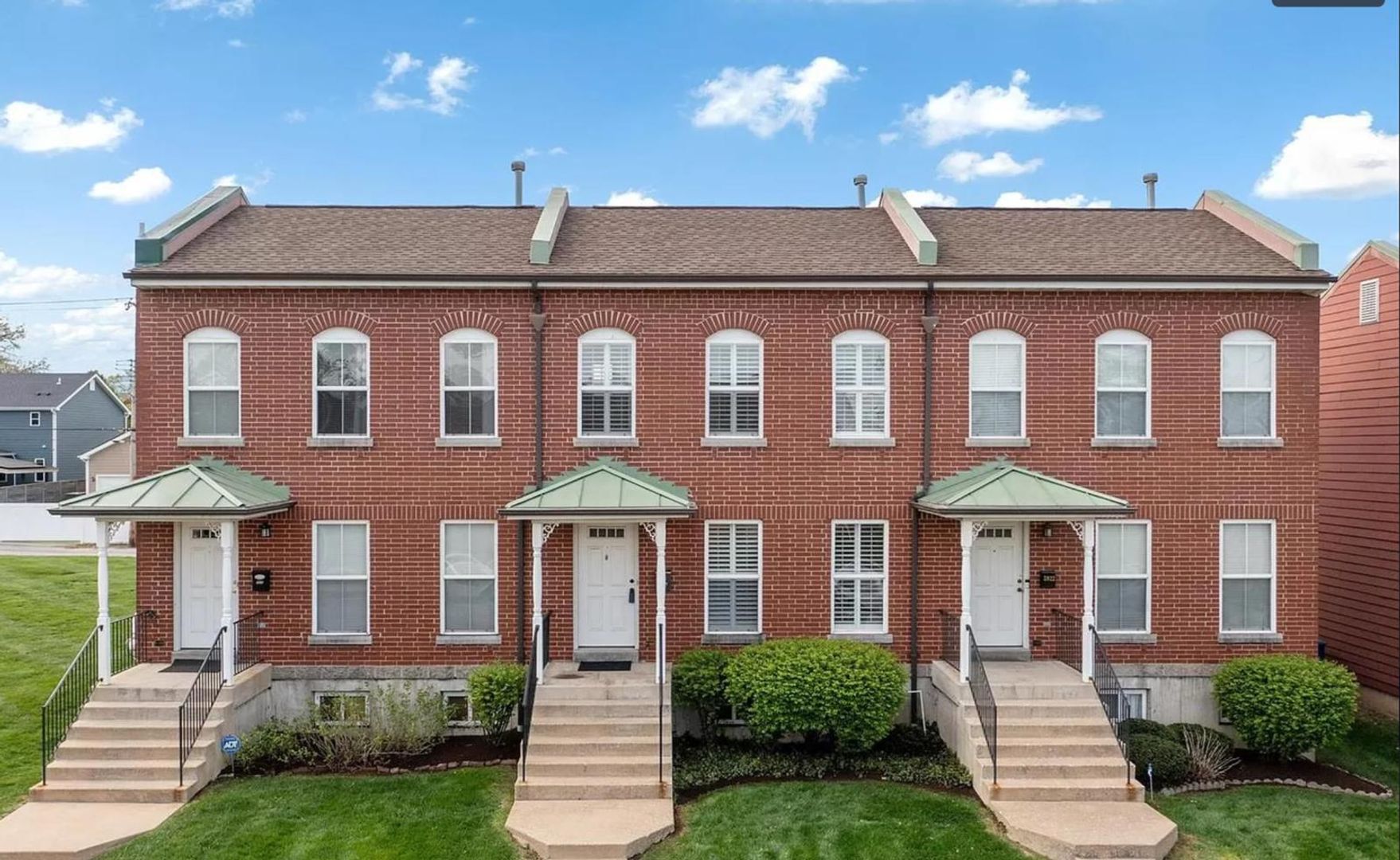 Saint Louis House: 3920 Folsom