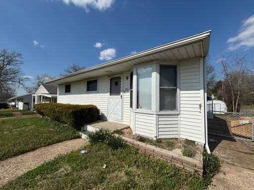 Section 8 encouraged – photo 1