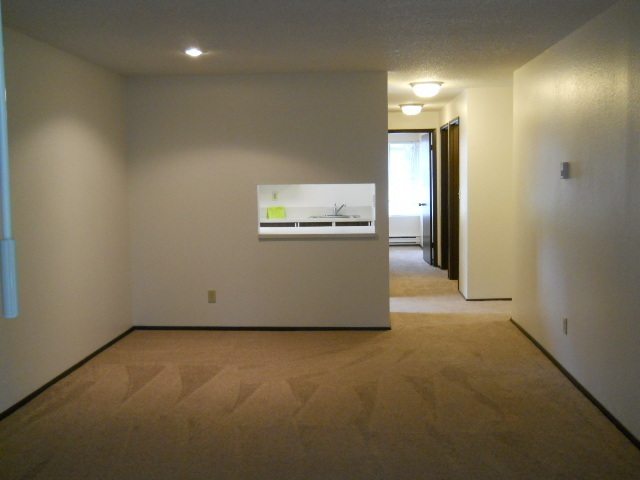Olympia Apartment: 206 Lilly Road NE