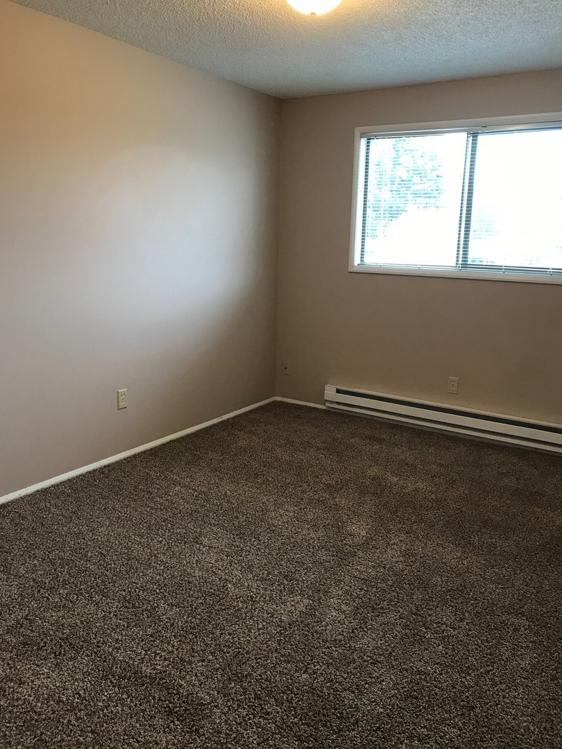Centralia Apartment: 1405 Lewis Street