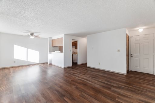 RENT FREE IN MAY! Upon Approval. Apply today! – photo 1