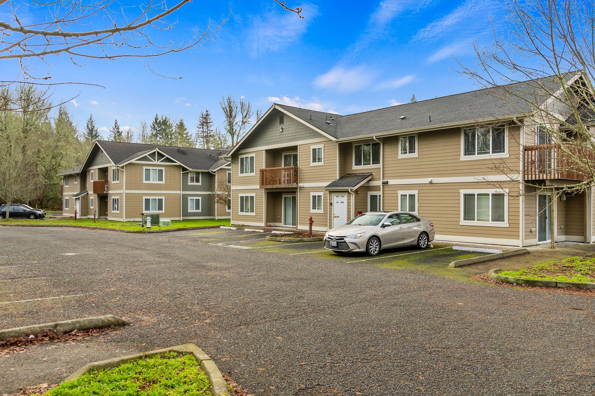 Yelm Apartment: 10175 Terra Valley St SE