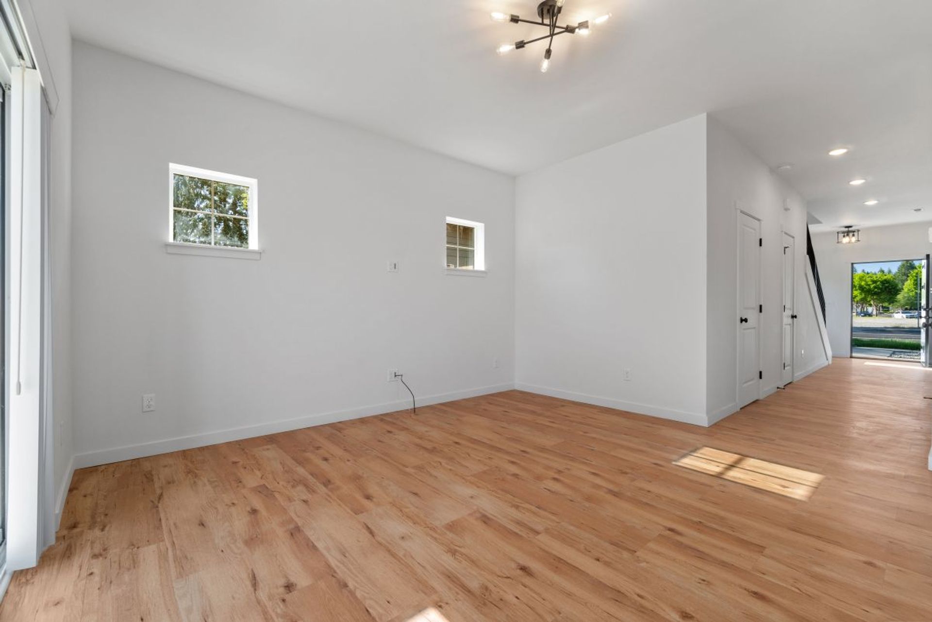 Tumwater Townhome: 826B Dennis Street SW