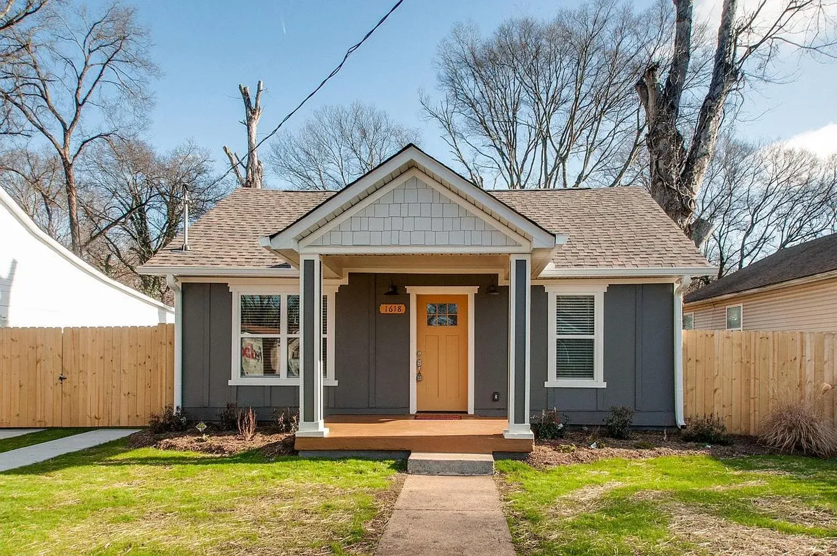 Nashville House: 1618 14th Ave N