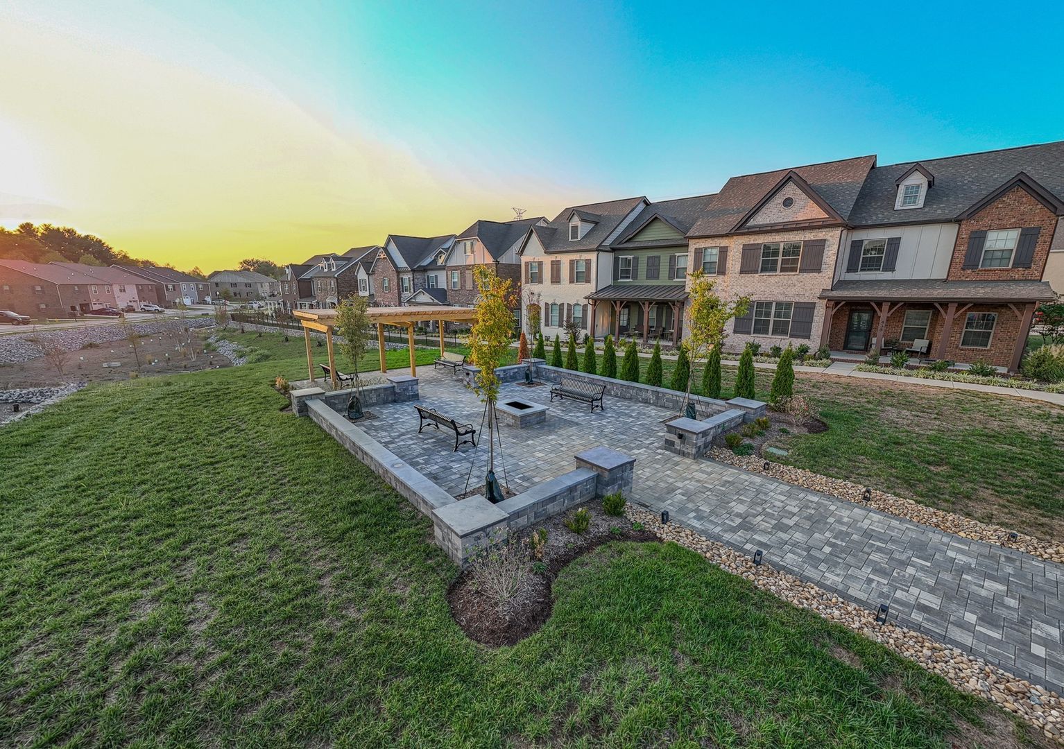 Gallatin House: 741 Coburg Street