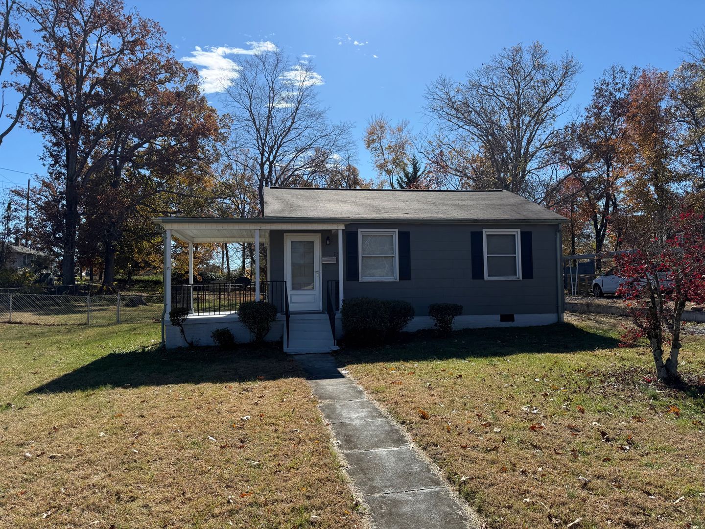 Hickory House: 75 34th ST CT NW