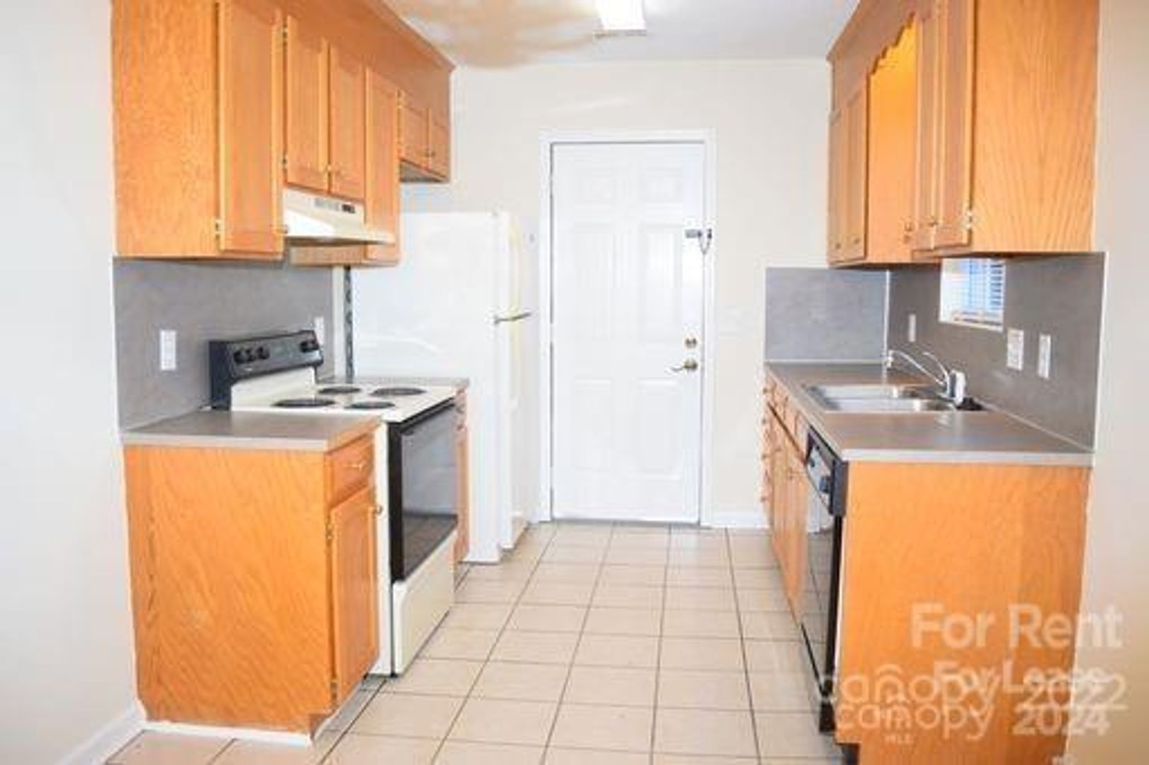 Hickory House: 1726 18TH Ave NE