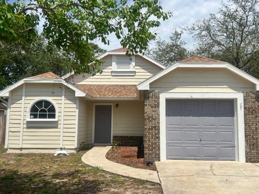 Charming 3-Bedroom Home in a Beautiful Sanford / Lake Mary Community with Community Pool – photo 1