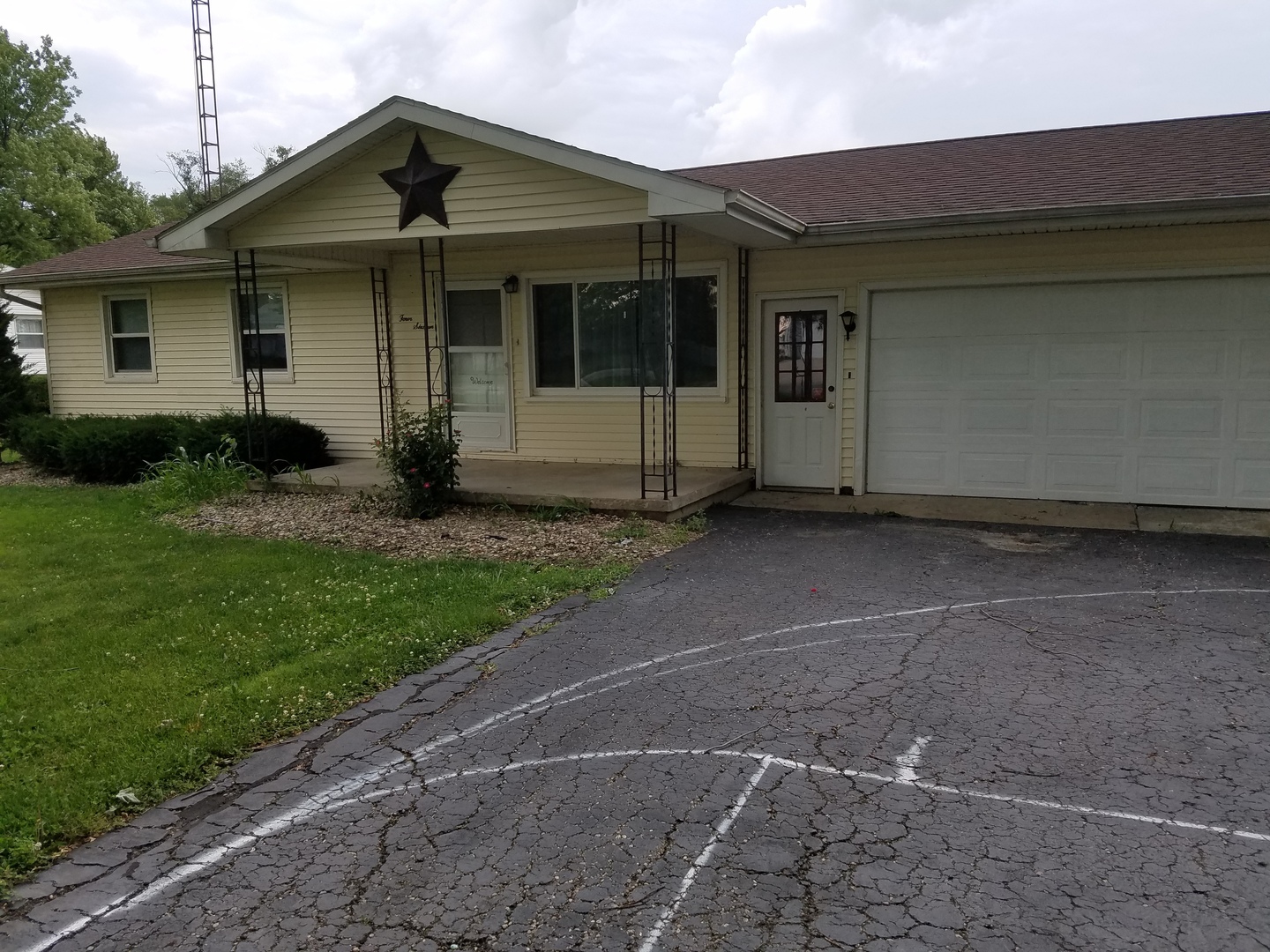 Oakwood House: 416 Seymour