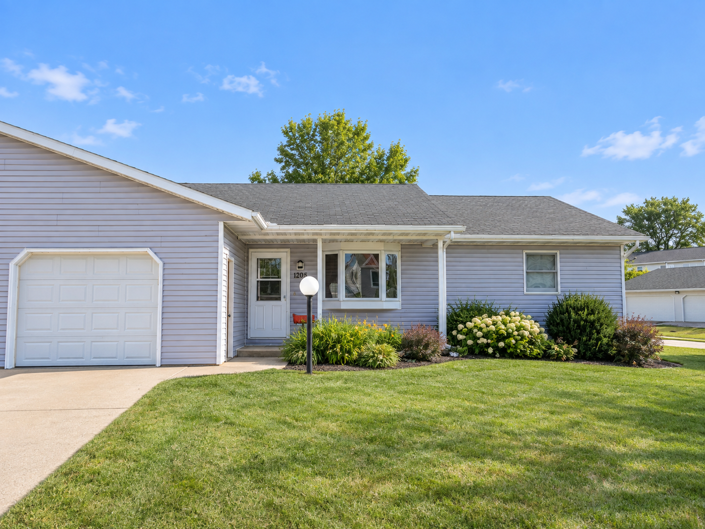 Cashton House: 1205 Silver Ave