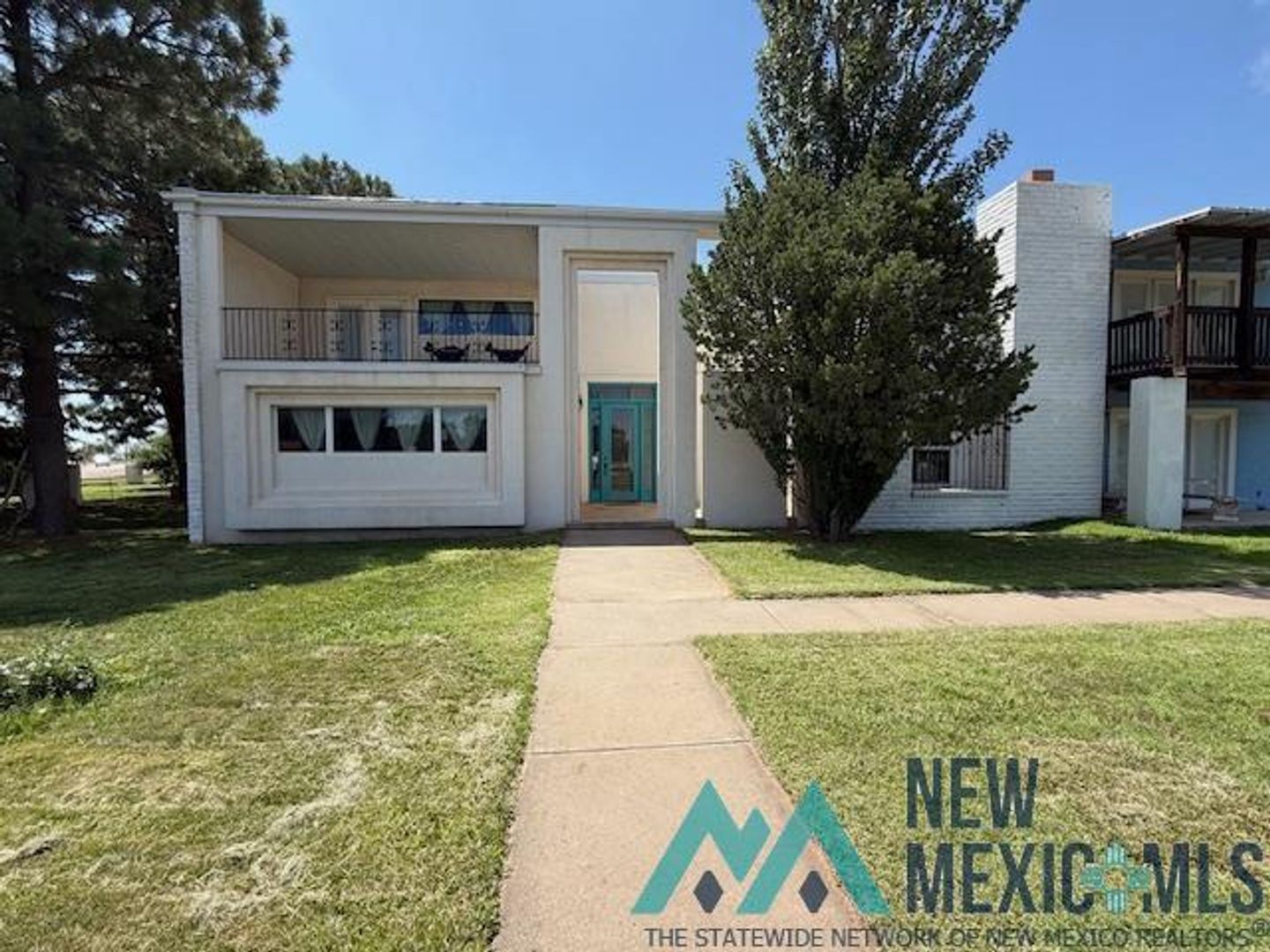 Clovis House: 920 Colonial Pkwy