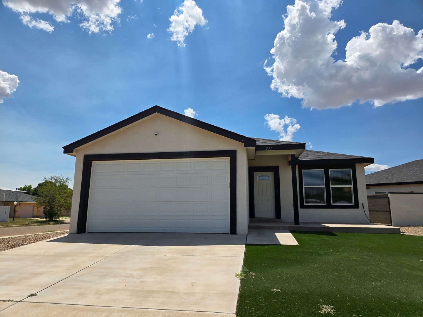 Clovis House: 2371 Marlene Blvd
