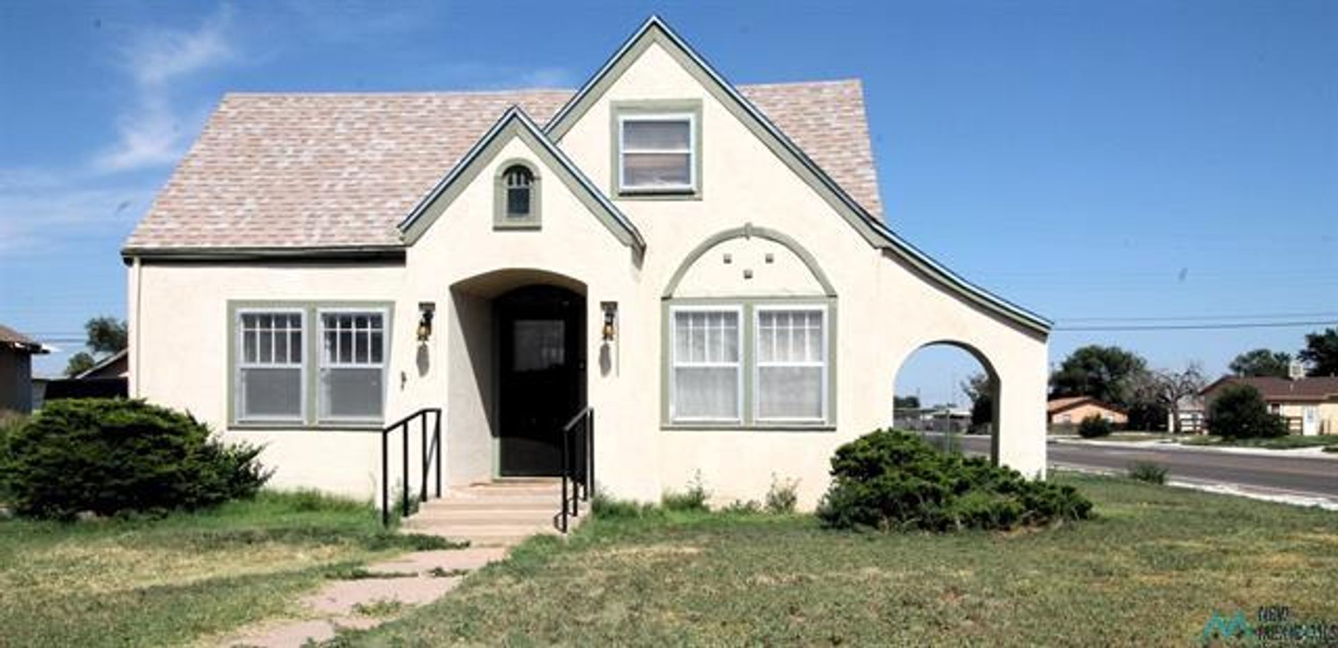 Clovis House: 701 N. Lea