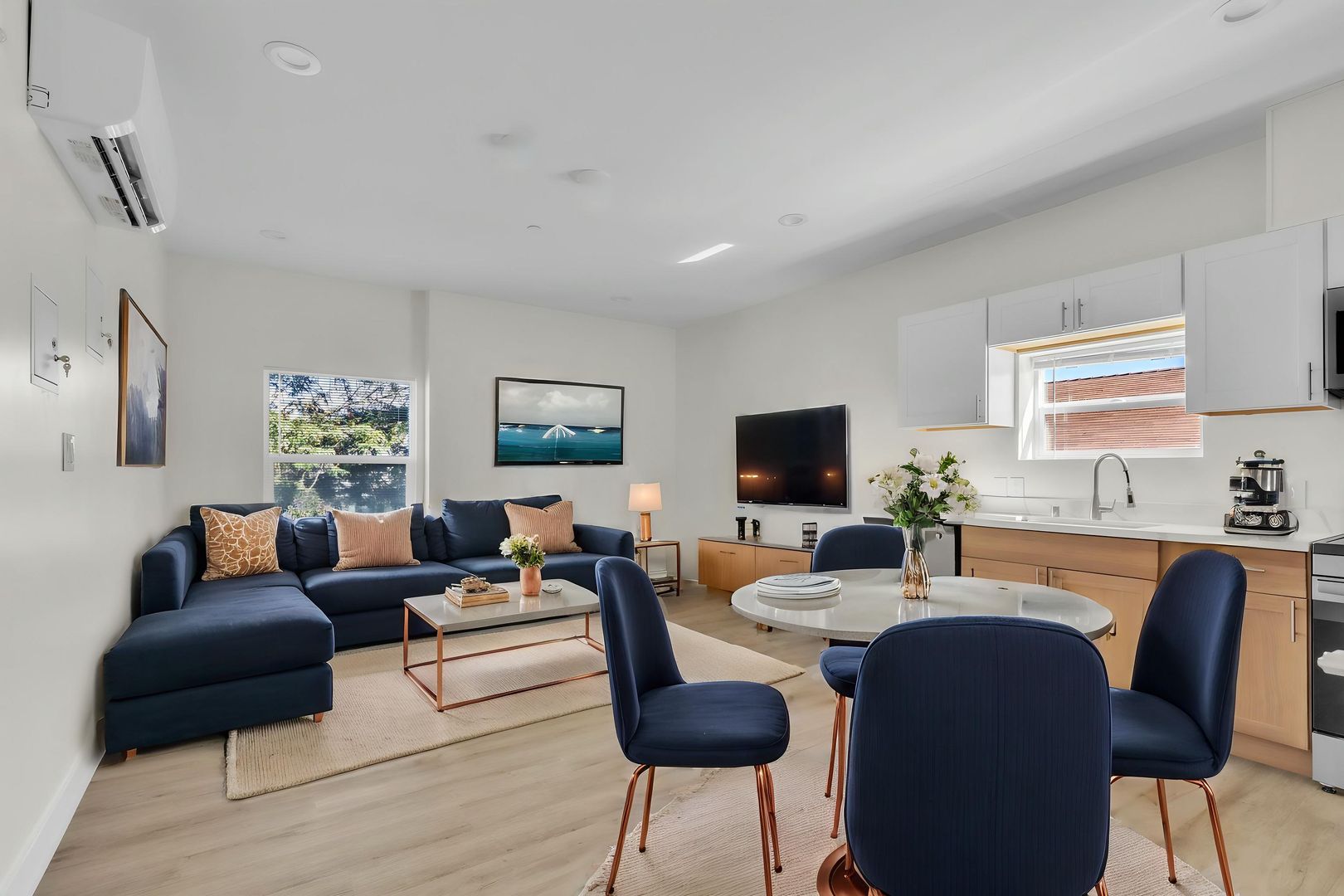 Sacramento Apartment: 3000 T St  - 201