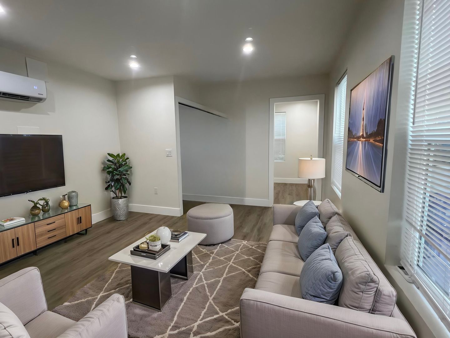 Sacramento Apartment: 1823 P Street