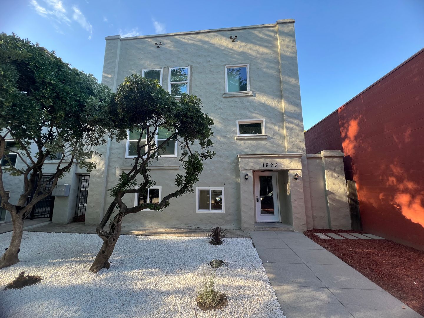 Sacramento Apartment: 1823 P Street