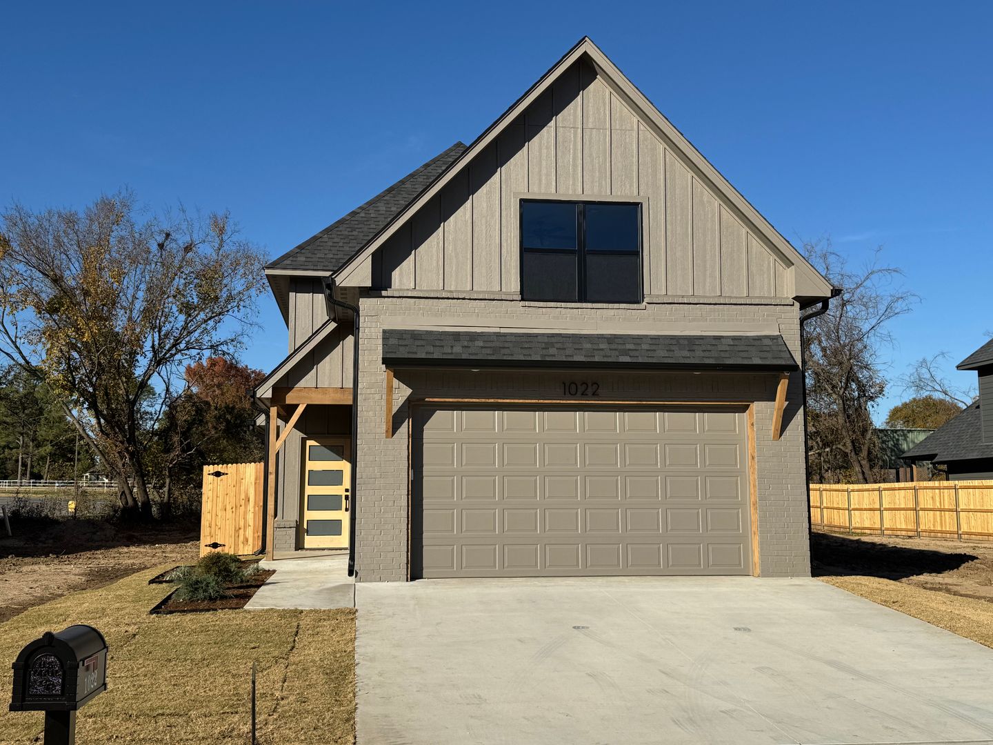 Broken Arrow House: 1022 E. Delmar Pl. S.