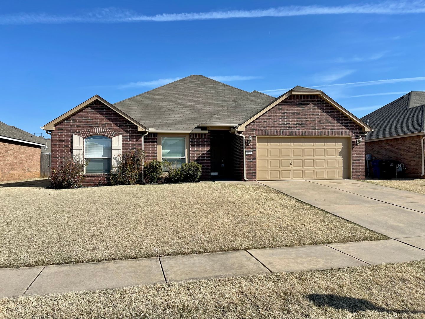 Broken Arrow House: 108 E Granger St.