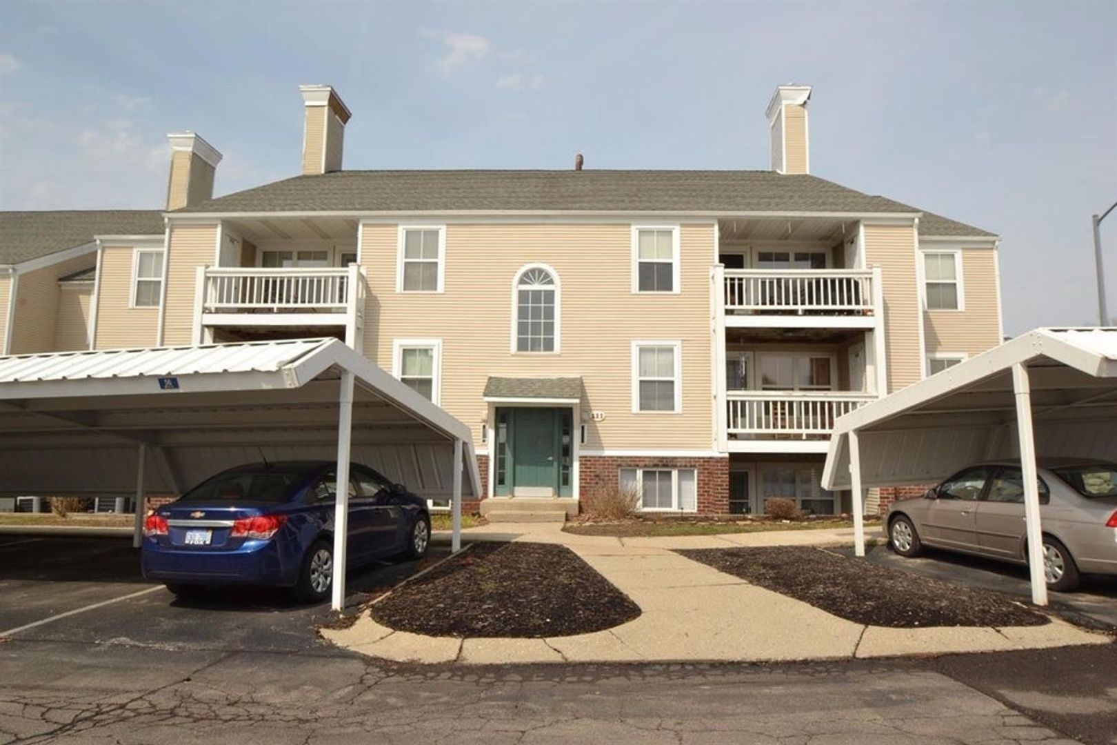 Ann Arbor Condo: 111 Fieldcrest #104
