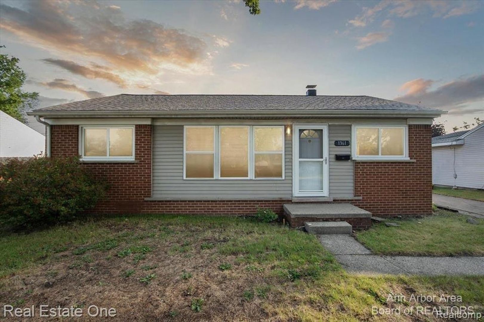 Ypsilanti House: 1361 Duncan