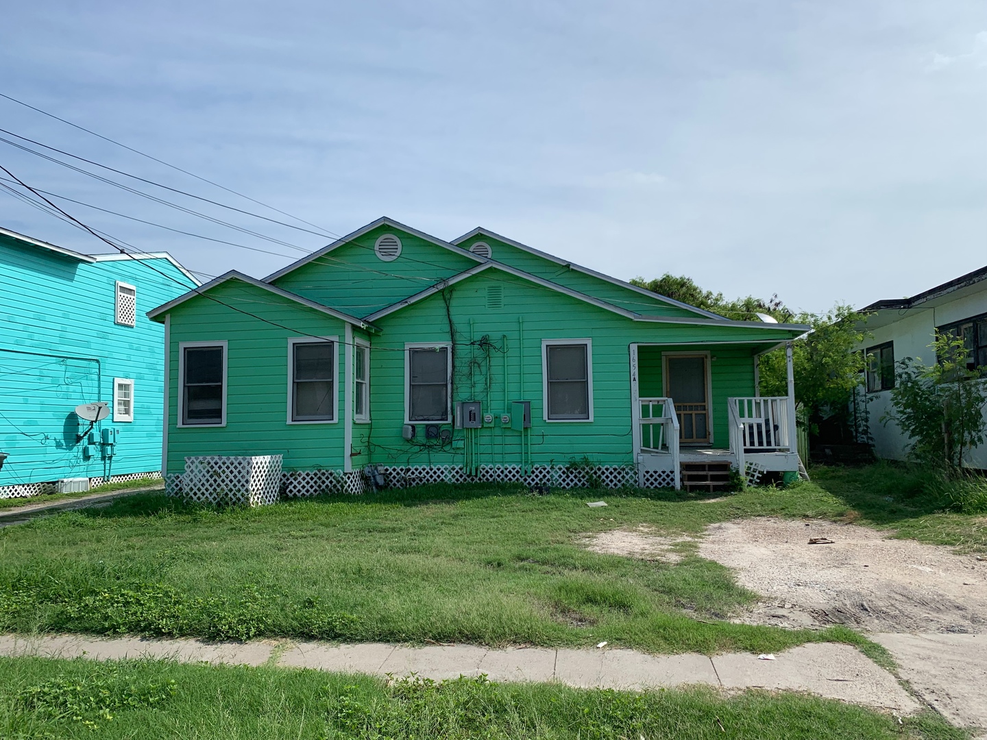 Corpus Christi House: 1654 A 18th St