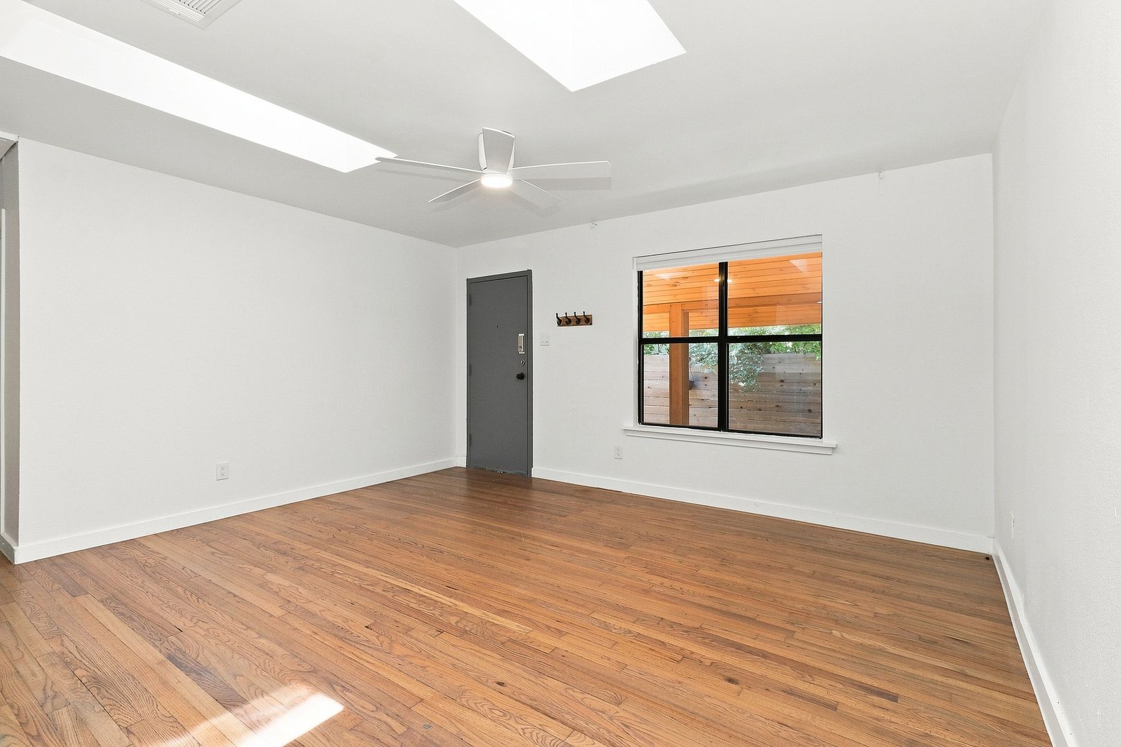 Austin Apartment: 3507 Vineland Drive