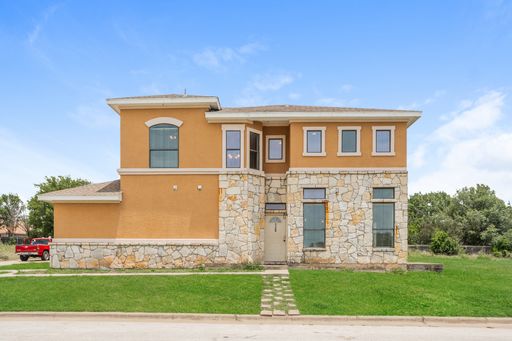 Amazing home ready to move in! – photo 1